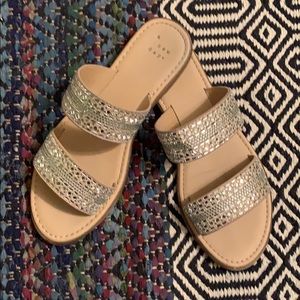 A new day sparkle sandals!!💎💎